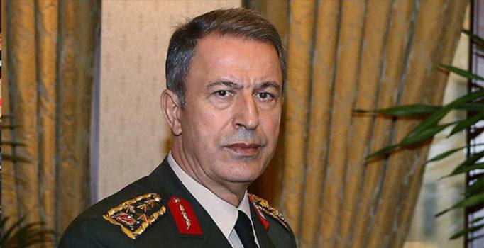 Hulusi Akar'dan PYD arması takan Rus askerlerine tepki gösterdi