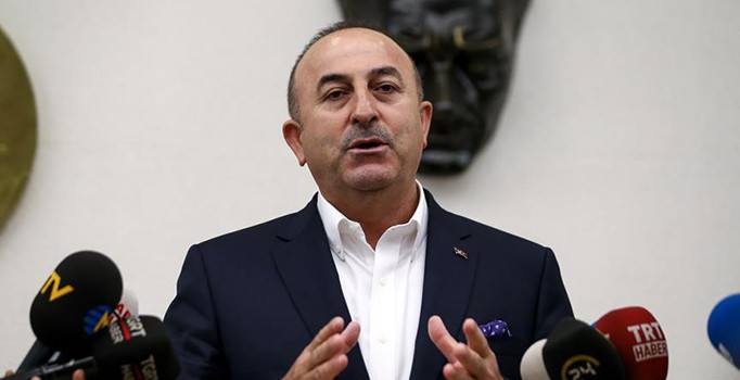 Bakan Çavuşoğlu'dan Hollanda'ya misilleme uyarısı