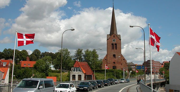 Danimarka’dan gerilime neden olacak bir açıklama daha: Çifte vatandaşlık kaldırılsın