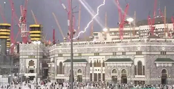 Kabe'ye vinç düştü! 
87 ölü 184 yaralı