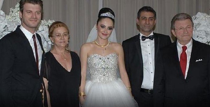 Kıvanç Tatlıtuğ'un abisi tek celsede boşandı