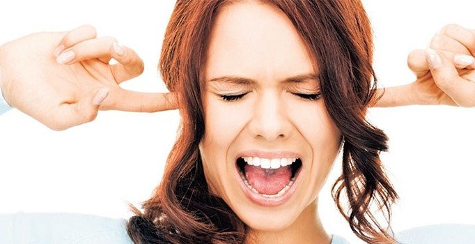 Kulak çınlaması iç kulak tümörünün belirtisi olabilir