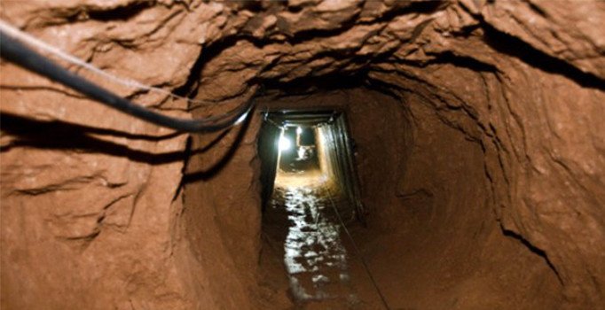 Mısır-Gazze sınırındaki tüneller