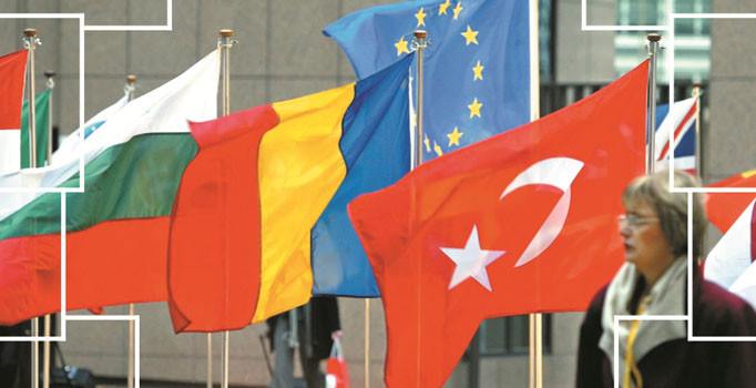 Hüseyin Bağcı yazdı: Avrupa ile yüz yüze bakmak zorundayız