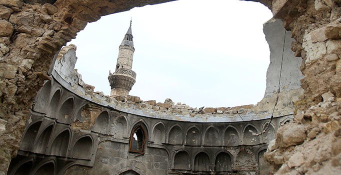 Rusya: Halep'teki saldırıda koalsiyonun kullandığı füze parçaları bulundu