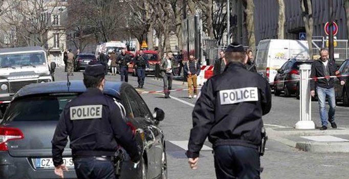 Paris'te bulunan IMF ofislerinde patlama meydana geldi