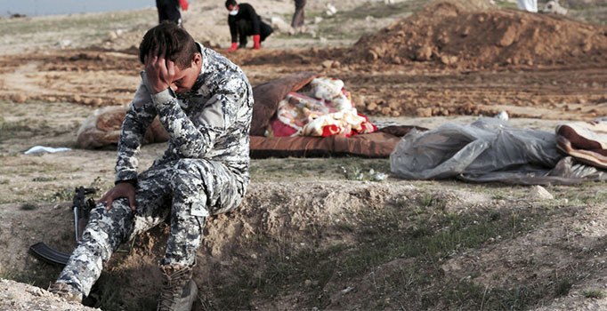 Musul'da DEAŞ'tan kurtarılan bölgede toplu mezar ortaya çıktı