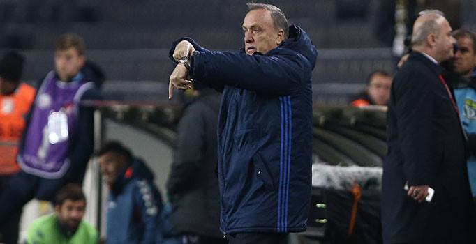 Advocaat: Sezon sonunda buradan ayrılacağım,  Fenerbahçe son takımım olacak