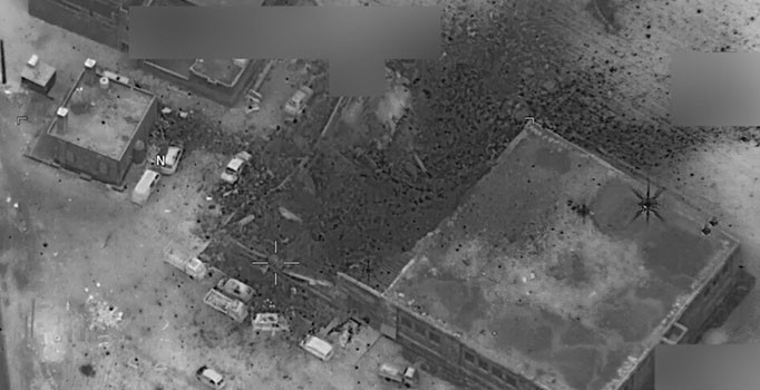 ABD'den hokus pokus: Cami katliamında sağlamı gösterdi, yıkığı sakladı