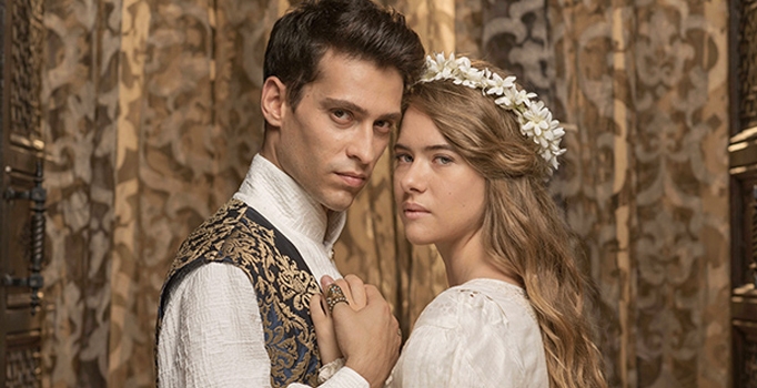 'Muhteşem Yüzyıl - Kösem'de Beren Saat’in gençliğini oynayarak 30 bin alacak