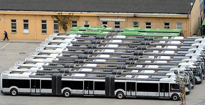 Hollanda otobüslerine iade çağrısı