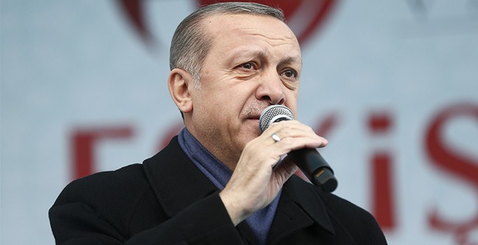 Erdoğan'dan başörtüsü yasağına tepki: Sıkıysa kipayı da yasaklasana | Son dakika haberleri