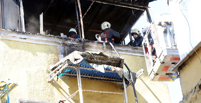 Son dakika! Beyoğlu'nda yangın: 3 çocuk hayatını kaybetti