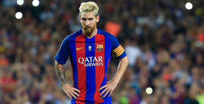 Messi, Barcelona ile sözleşme yeniledi