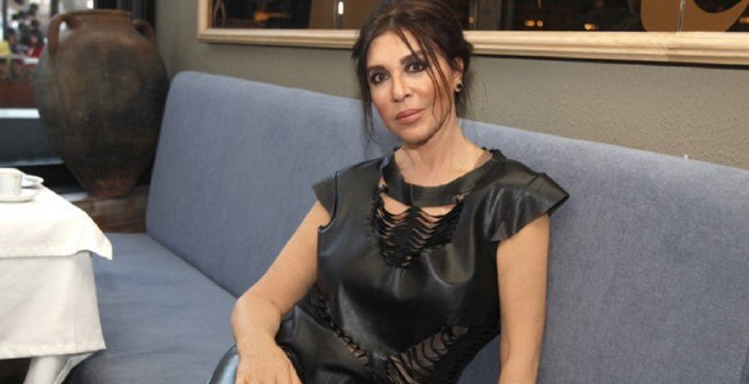 Nebahat Çehre: Şarkıcı olmadığım için pişmanım