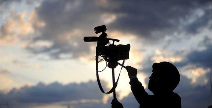 Endonezya'da iki Fransız gazeteci sınır dışı edildi