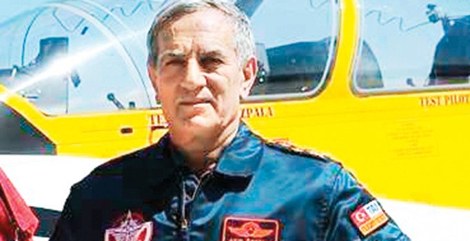 Akın Öztürk FETÖ’yü araştıranları komutanlıktan kovmuş