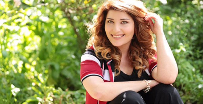 Şebnem Bozuklu ayak parmaklarını kırdı