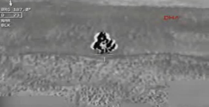 Türk Hava Kuvvetleri PKK
kamplarını havaya uçurdu