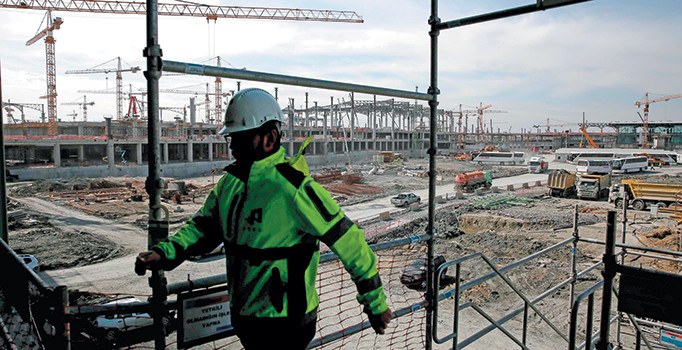 3. havalimanında ‘ray’ında gitmeyen durumlar var