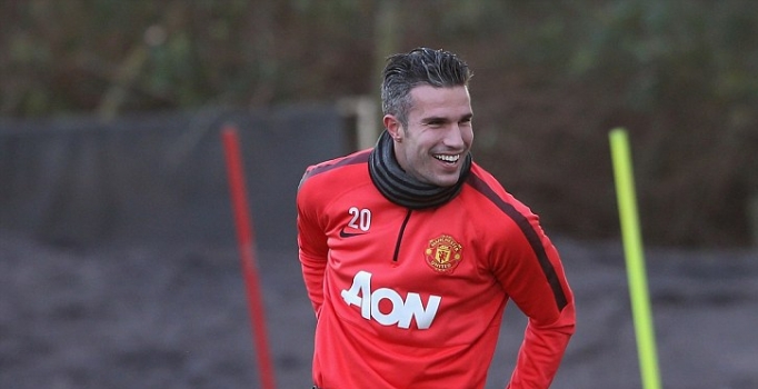 Van Persie sahalara dönüyor