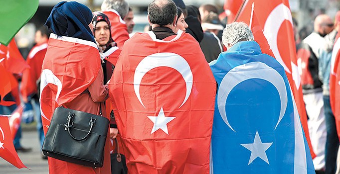 Nefret duvarına bir tuğla daha