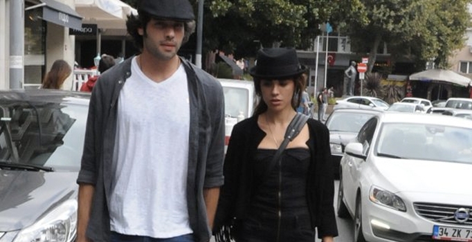 Şükrü Özyıldız ve Şükran Ovalı barıştı