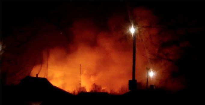 İstanbul'da ev yangını: 1 ölü, 4 yaralı