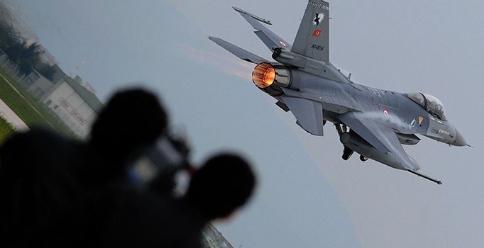 24 Mart 2017 gazete manşetleri | Hürriyet, Karar, Milliyet, Vatan, Cumhuriyet, Fanatik birinci sayfa