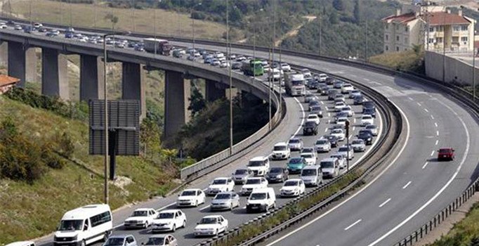 İstanbul'da bazı yollar trafiğe kapatılacak
