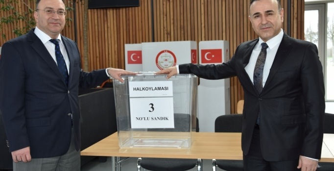 Nürnberg’de referandum sandıkları hazır