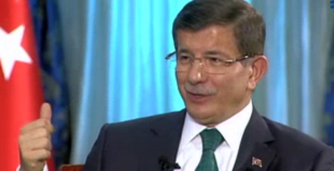 Davutoğlu: HDP PKK ile 
işbirliği yaparsa milletin 
hasmı olur