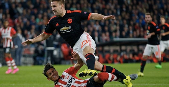 Manchester United'lı Luke Shaw kimdir? Luke Shaw'un ayağı iki yerden kırıldı