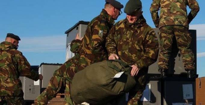 Hollanda askerleri Kosova'dan ayrılıyor