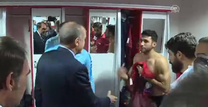 İsmail Köybaşı'nın Cumhurbaşkanı Erdoğan karşısında zor anları