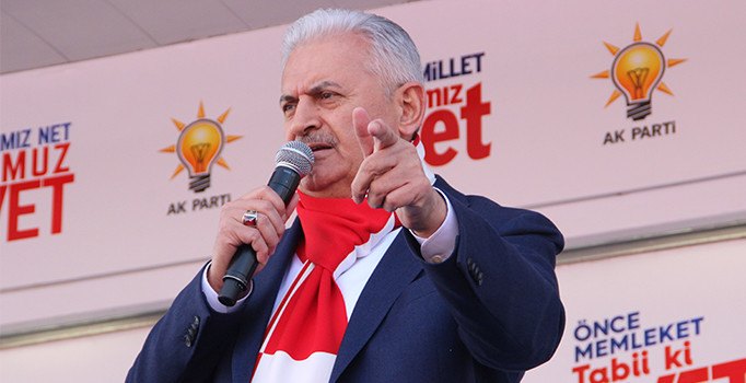 Başbakan Yıldırım: Kılıçdaroğlu koltuğuna yapışmış