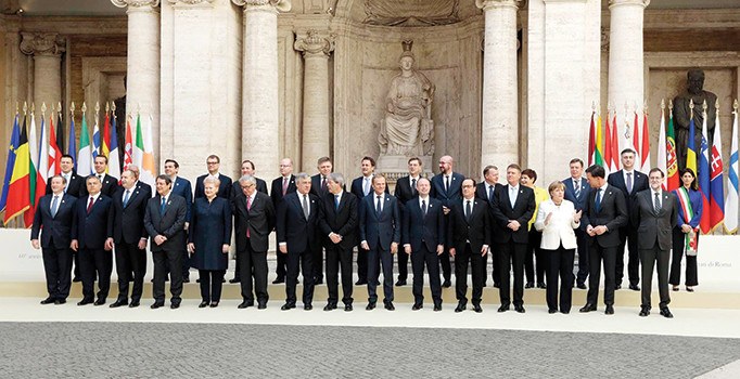 AB 60’ında sallanıyor