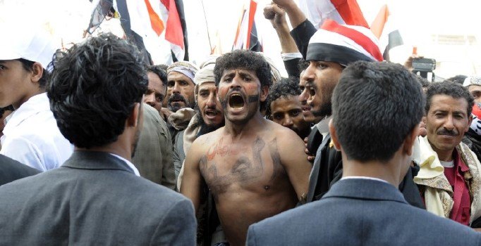 Yemen’de bombalı intihar saldırısı: 5 asker öldü