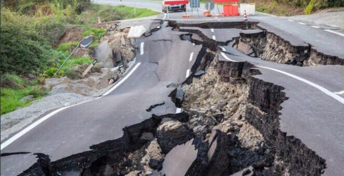 Şili'deki depremde ölü sayısı 8'e yükseldi