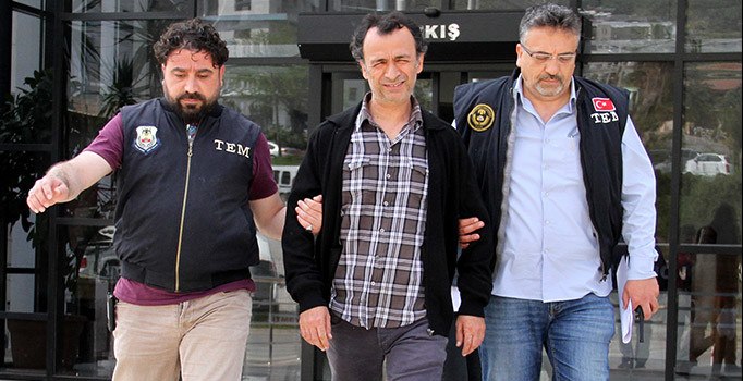 Eski emniyet müdür yardımcısı FETÖ'den tutuklandı | Antalya haberleri