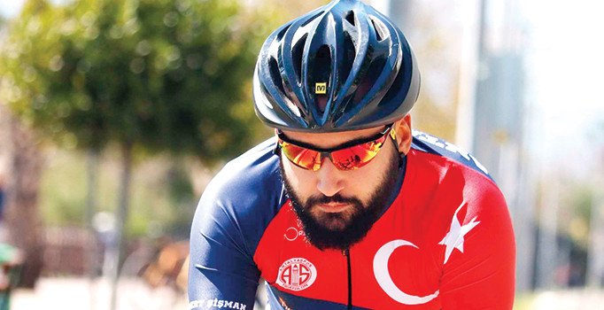 Peşini bırakmayan kanseri 4 kez yendi