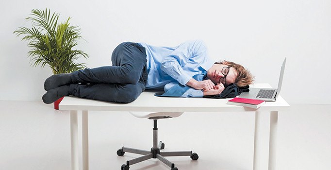 20 dakika şekerlemenin yararı çok