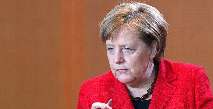 Merkel: Sömürge döneminde Afrika'da günaha girdik