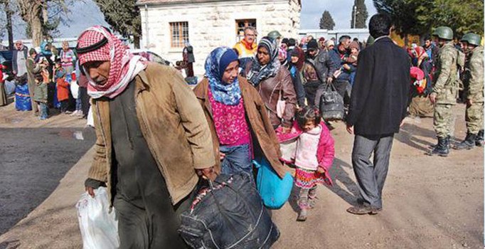Gaziantep'e göç eden 100 bin Suriyeli geri dönüyor