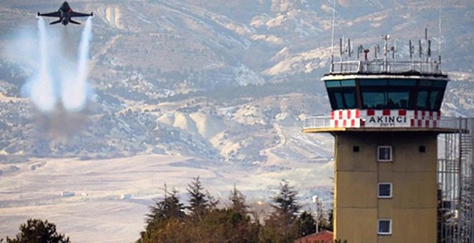 Erdoğan'ın kaldığı oteli iki gün F-16 ile fotoğrafladılar, uçaklara Sniper taktırdılar