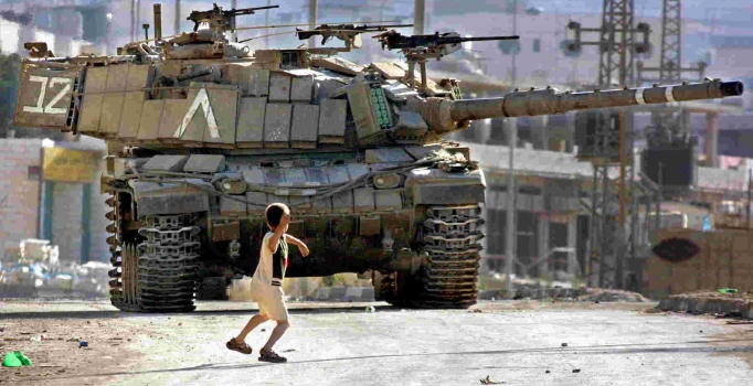 İsrail çocukları vuracak, ailelerine ceza verecek