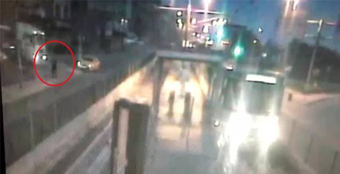 İstanbul'da hafriyat kamyonu yayayı ezdi