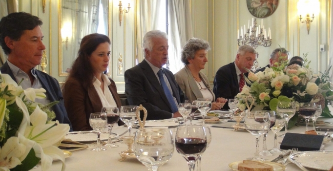 Büyükelçi'den Fransa'ya göçmen krizi ve PKK eleştirisi