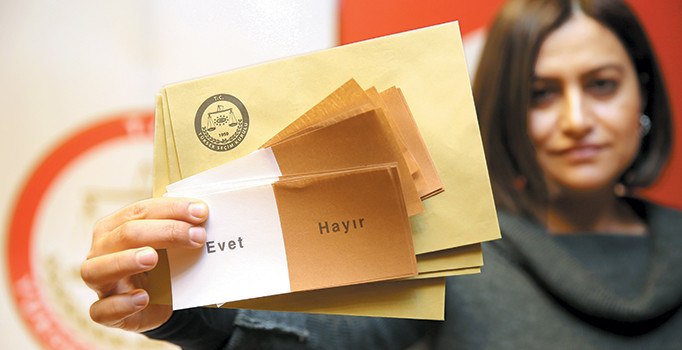 Gazeteci Ali Bayramoğlu yazdı: 16 Nisan’da neyi oylayacağız?