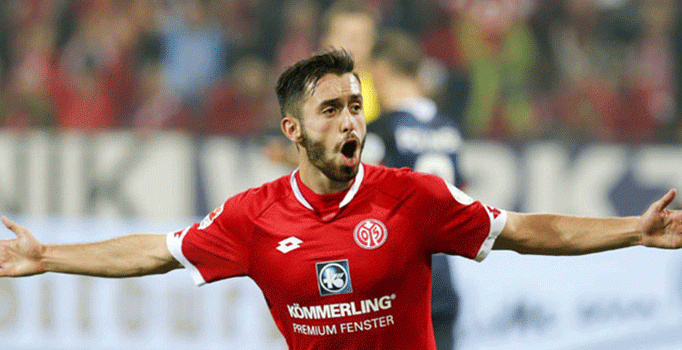 Mainz'da oynayan Yunus Malli, Almanya'da günün adamı oldu